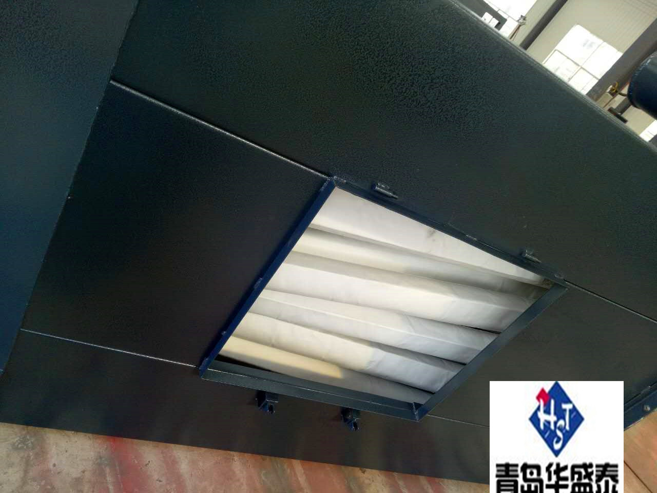 出口越南326履帶式拋丸機(jī)發(fā)貨現(xiàn)場圖