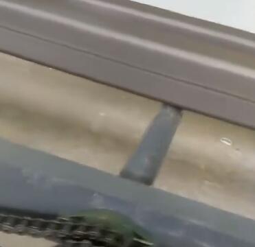 華盛泰Q6912通過式拋丸機發(fā)往河北河間的調試 華盛泰Q6912通過式拋丸機發(fā)往河北河間的調試